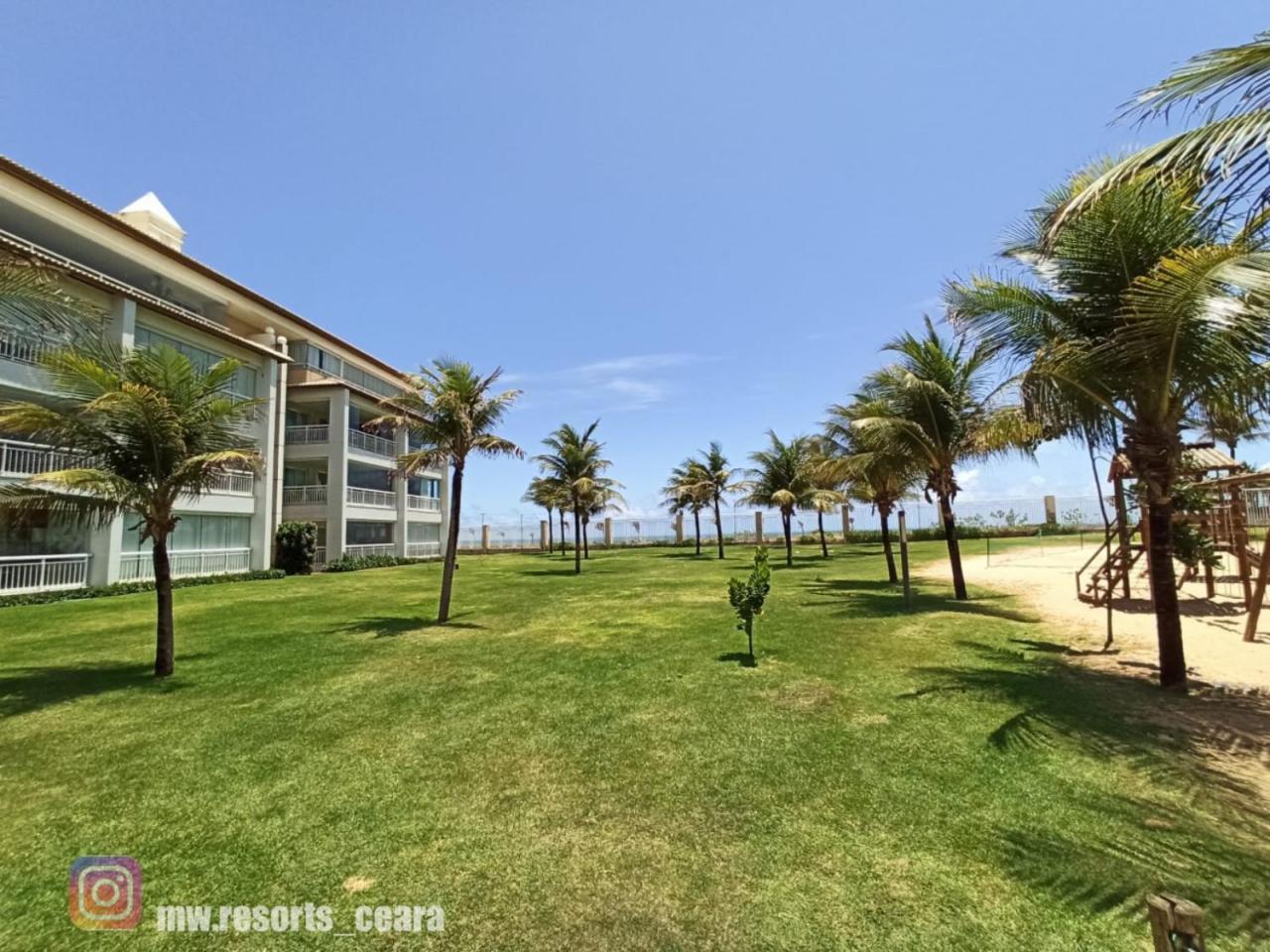 Golf 1 Km Beach Parck アキラス エクステリア 写真